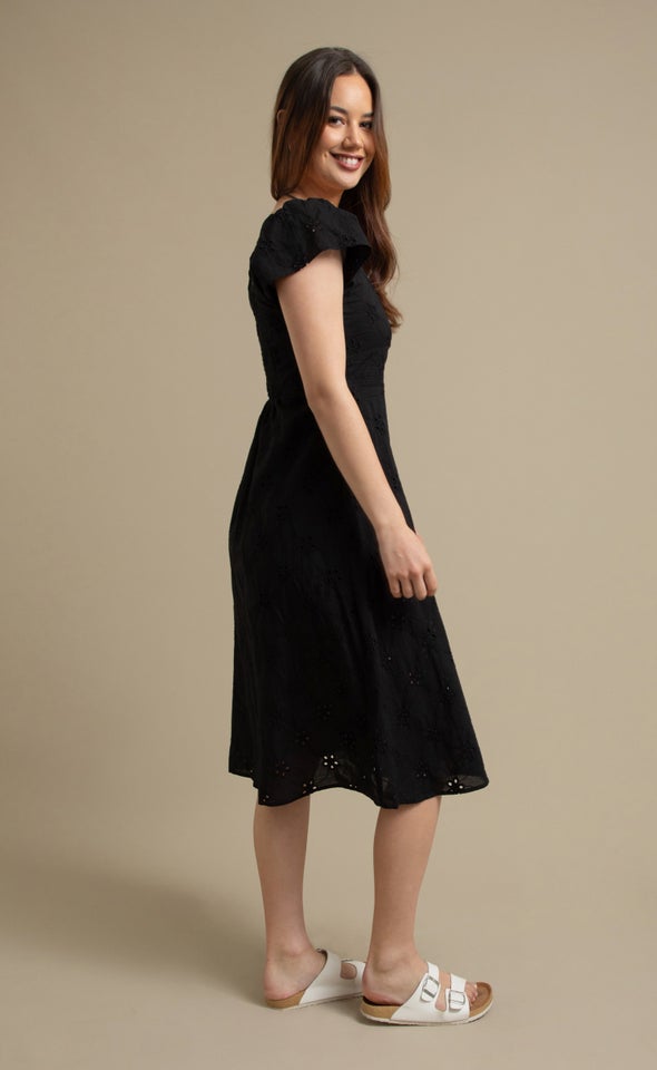 Broderie Sweetheart Midi Dress Black