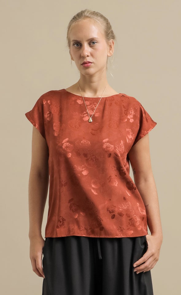 Jaquard Satin Scoop Neck Top Rust