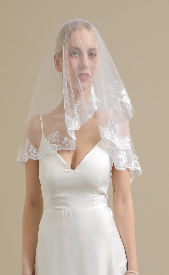 Lace Detail Veil Ivory