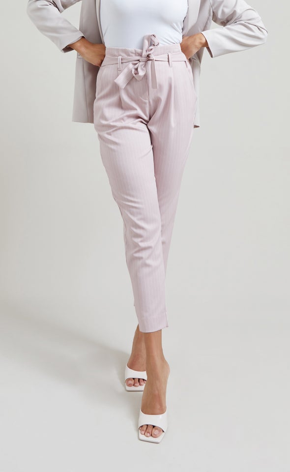 https://www.pagani.co.nz/content/products/pinstripe-tie-waist-pants-blushwhite-front-68679.jpg?width=590&height=960&fit=bounds