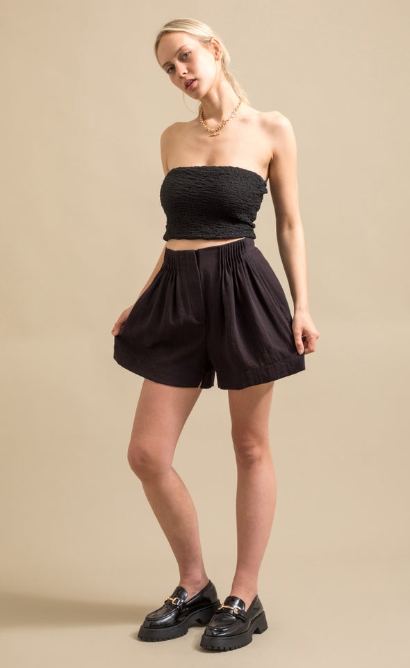 Pleat Detail Shorts Black