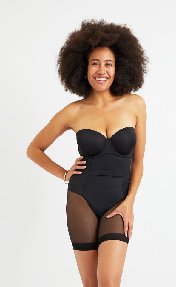 https://www.pagani.co.nz/content/products/shapewear-briefs-black-outfit-67525.jpg?width=590&height=960&fit=crop