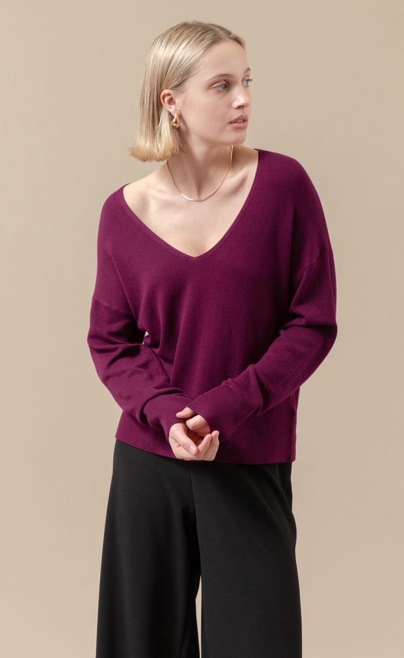 V Neck Sweater Aubergine